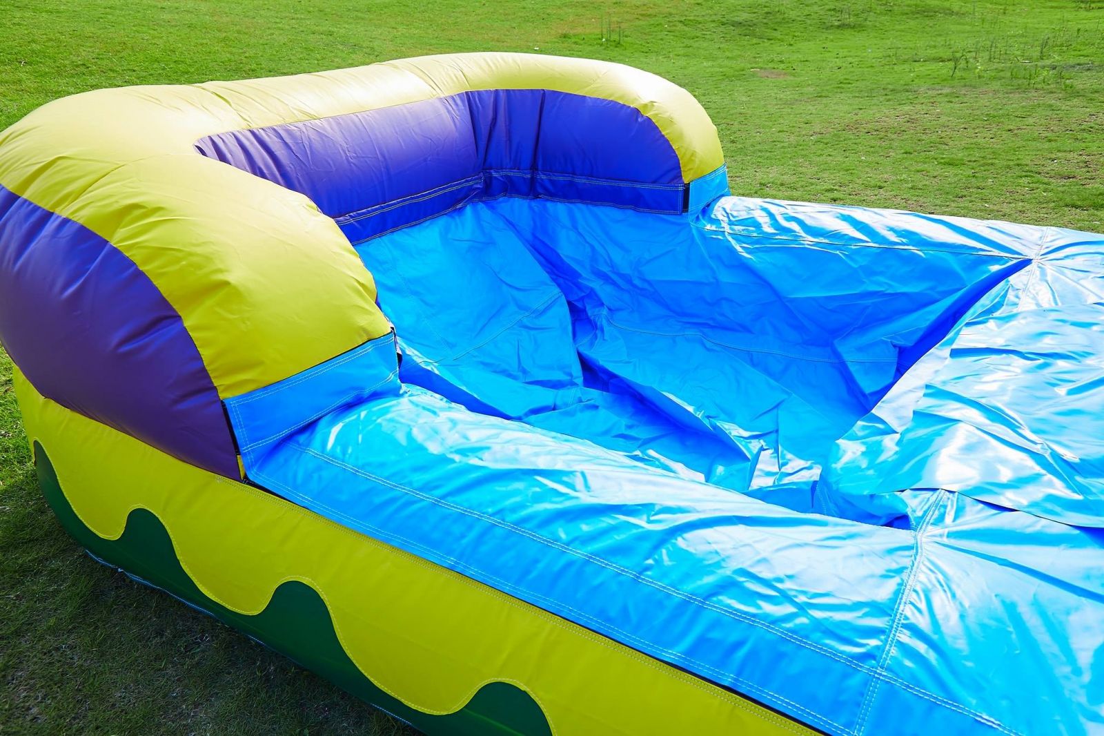 Jungle Zoo pool